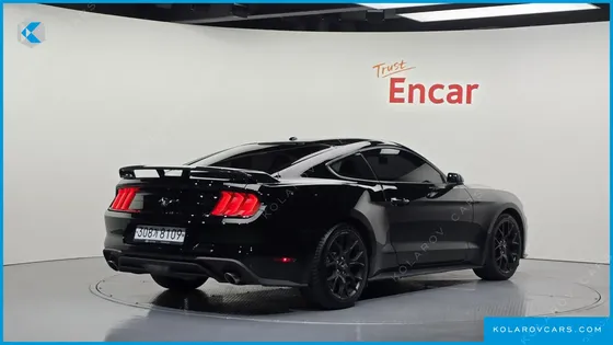 FORD MUSTANG COUPE