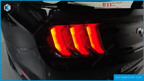 FORD MUSTANG COUPE