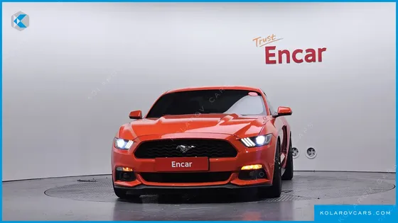 FORD MUSTANG COUPE