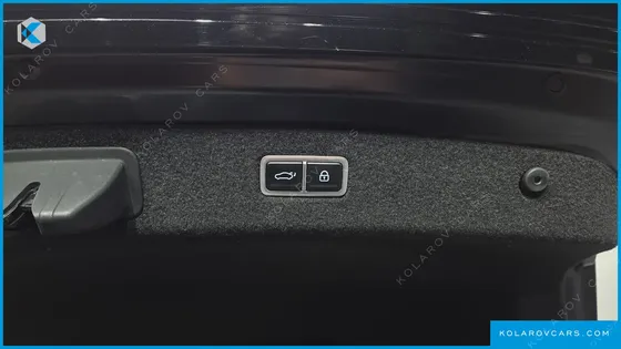 GENESIS G90 GASOLINE 3.5 TURBO AWD