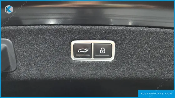 GENESIS G90 GASOLINE 3.5 TURBO 2WD
