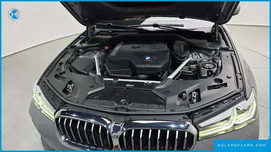 BMW 5 SERIES 520I M SPORT