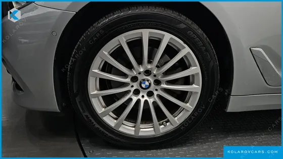 BMW 5 SERIES 520I LUXURY