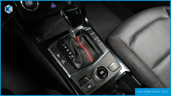 KGM - SSANGYONG KORANDO GASOLINE 1.5 2WD R-PLUS