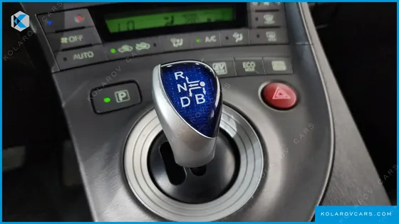 TOYOTA PRIUS 1.8 E
