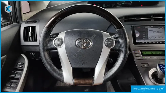 TOYOTA PRIUS 1.8 E