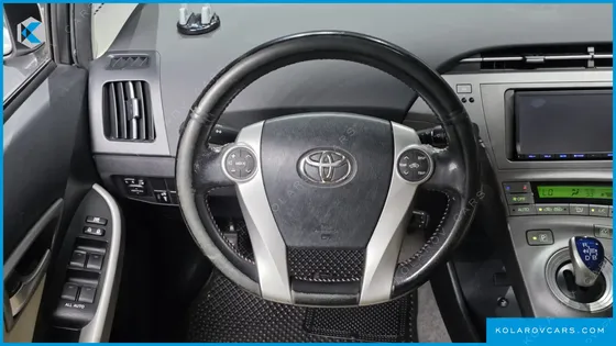 TOYOTA PRIUS 1.8 E