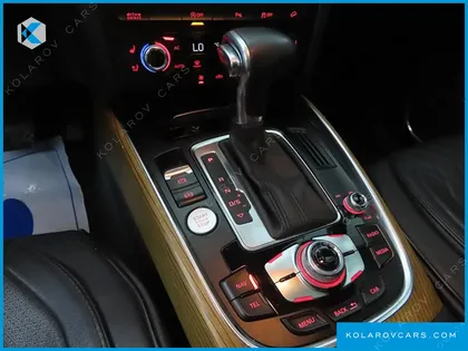 AUDI Q5 3.0 TDI QUATTRO DYNAMIC