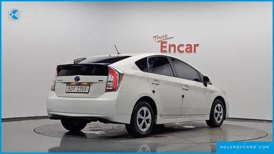 TOYOTA PRIUS 1.8 E
