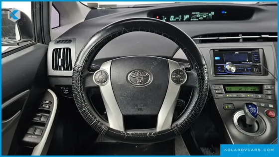 TOYOTA PRIUS 1.8 E