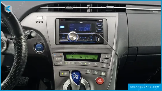 TOYOTA PRIUS 1.8 E