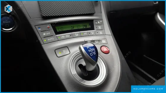 TOYOTA PRIUS 1.8 E