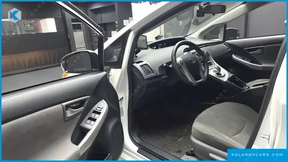TOYOTA PRIUS 1.8 E