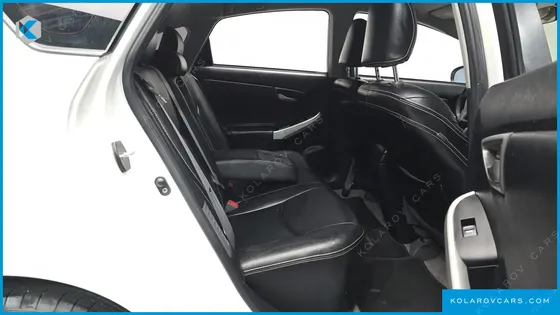 TOYOTA PRIUS 1.8 E