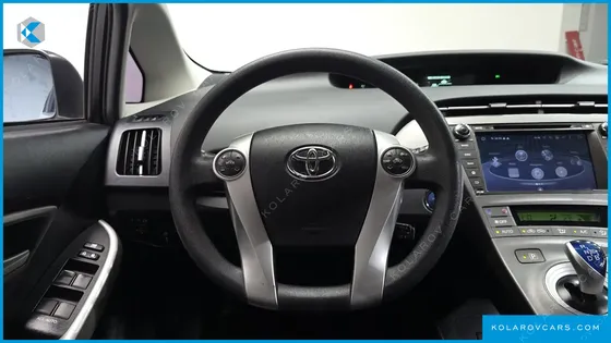 TOYOTA PRIUS 1.8 E