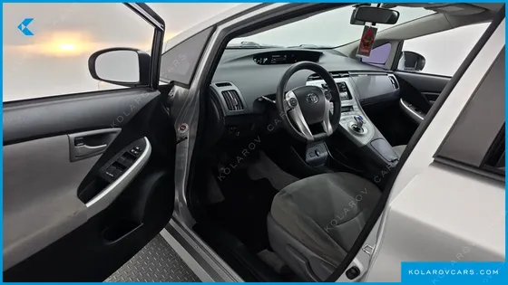 TOYOTA PRIUS 1.8 E