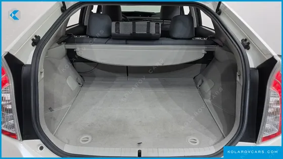 TOYOTA PRIUS 1.8 E