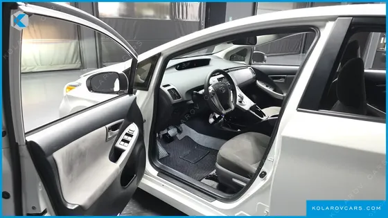 TOYOTA PRIUS 1.8 E