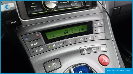 TOYOTA PRIUS 1.8 E