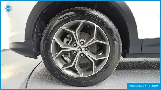 KGM - SSANGYONG KORANDO GASOLINE 1.5 2WD C5