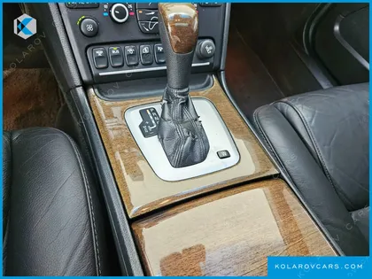 VOLVO XC90 D5
