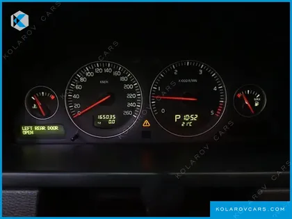 VOLVO XC90 D5