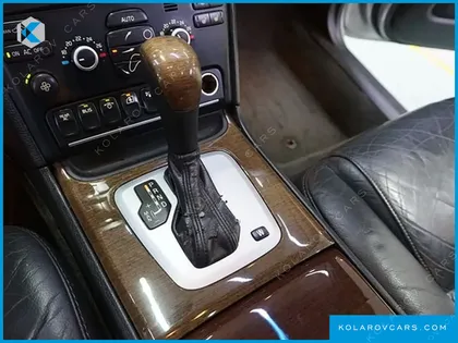 VOLVO XC90 D5