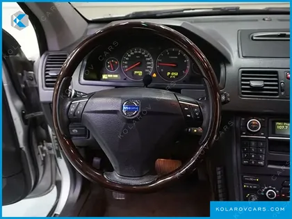 VOLVO XC90 D5