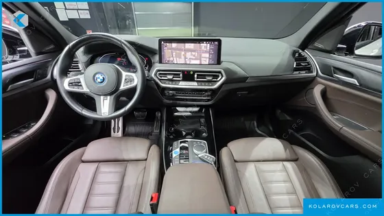 BMW IX3 M SPORTS
