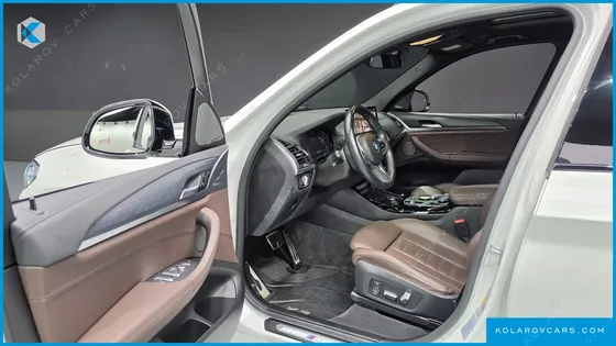 BMW IX3 M SPORTS