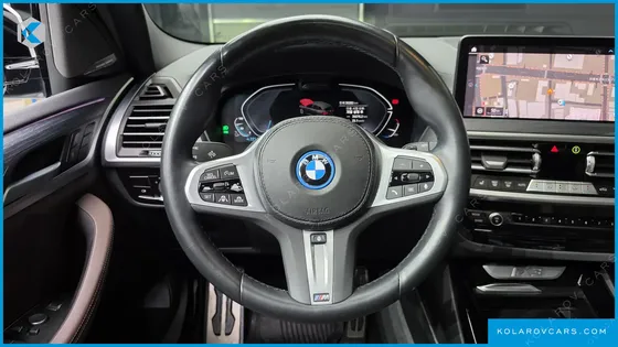 BMW IX3 M SPORTS