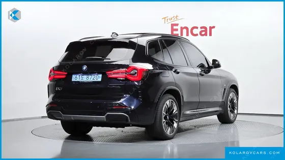 BMW IX3 M SPORTS