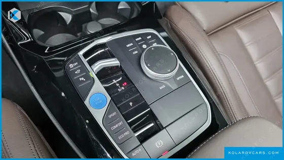 BMW IX3 M SPORTS