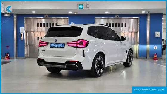 BMW IX3 M SPORTS