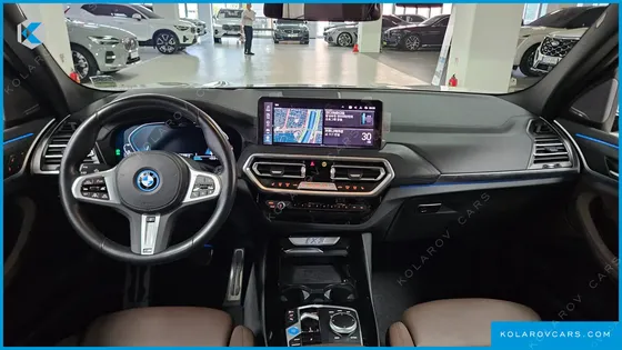 BMW IX3 M SPORTS