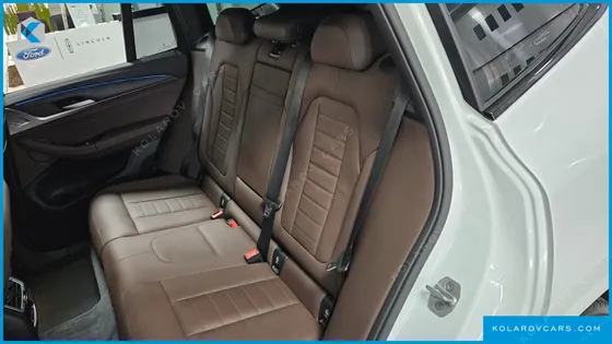 BMW IX3 M SPORTS