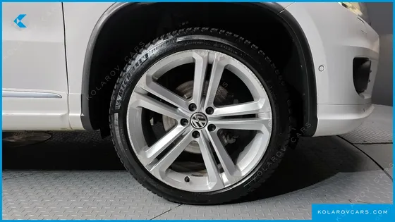 VOLKSWAGEN TIGUAN 2.0 TDI R-LINE