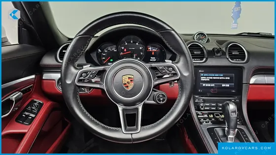 PORSCHE 718 2.0