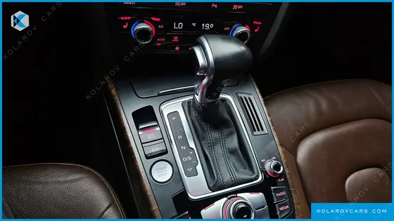 AUDI A4 30 TDI DYNAMIC
