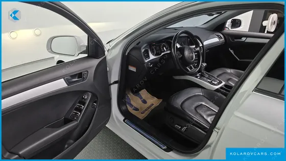 AUDI A4 30 TDI