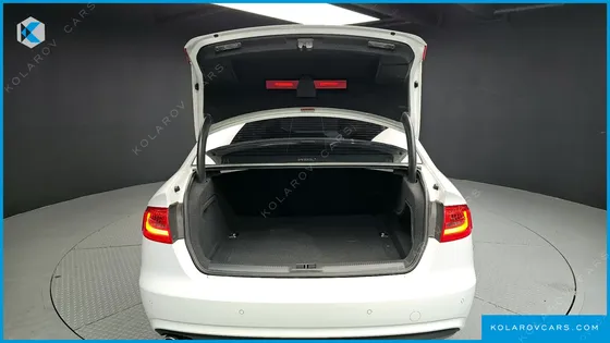 AUDI A4 30 TDI
