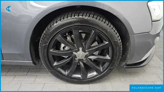 AUDI A4 30 TDI DYNAMIC