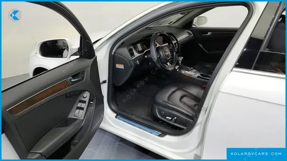 AUDI A4 30 TDI DYNAMIC