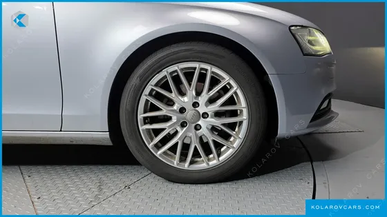 AUDI A4 30 TDI DYNAMIC