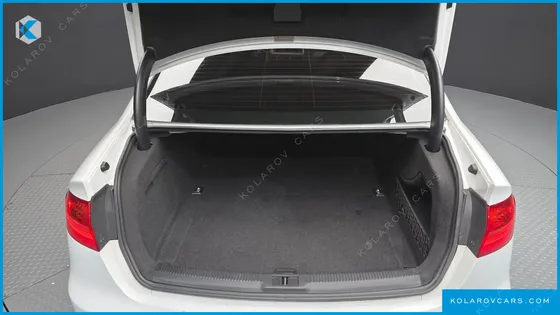 AUDI A4 30 TDI DYNAMIC