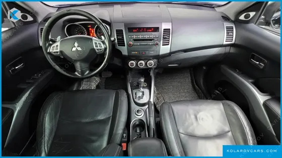 MITSUBISHI OUTLANDER 3.0