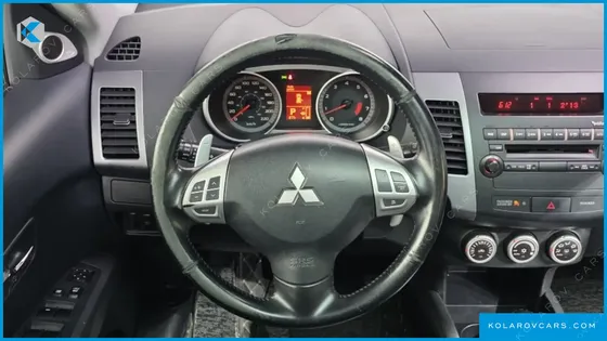 MITSUBISHI OUTLANDER 3.0