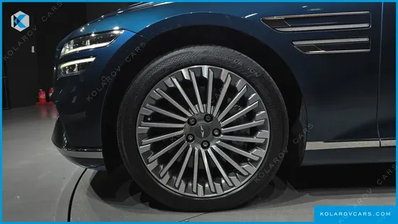 GENESIS G80 E-AWD