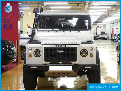 LAND ROVER DEFENDER 110