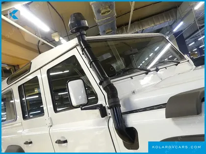 LAND ROVER DEFENDER 110